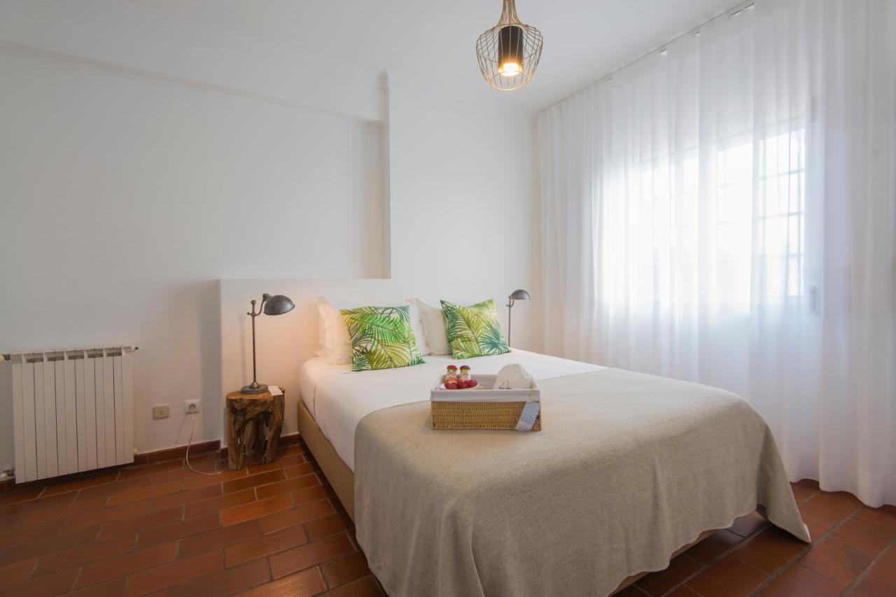 Three-Bedroom Apartment,758614999:JPEG